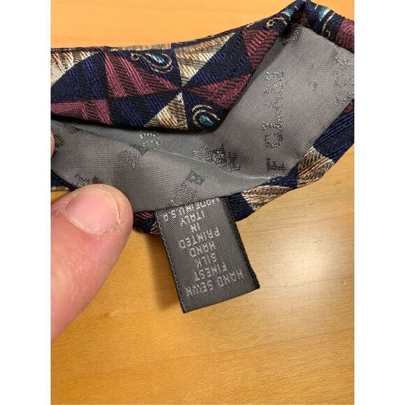 ROBERT TALBOTT Geometric Silk NeckTie-Blue/Purple Pointed Designer 3.5”W EUC - Picture 6 of 7